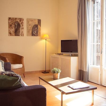 Gaudi Apartment 9 Barcelona Phòng bức ảnh
